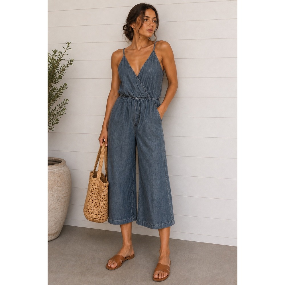 BCBGeneration Denim Wrap Jumpsuit Blue Chambray Wide Leg Cropped XS modern